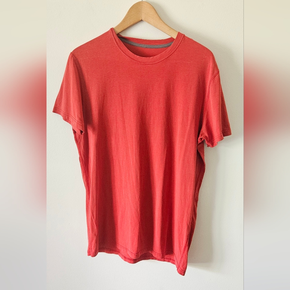 Men's Red Lululemon Dri-fit T-Shirt
